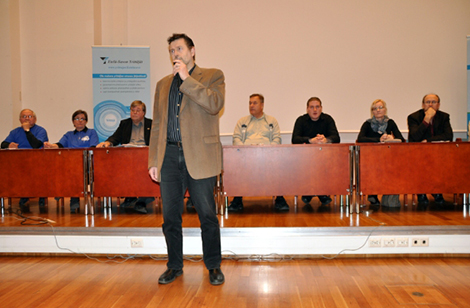 Kunnallisvaalipaneeli 2012
